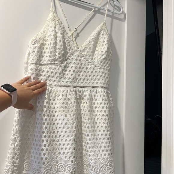 White Abercrombie dress - Picture 2 of 4